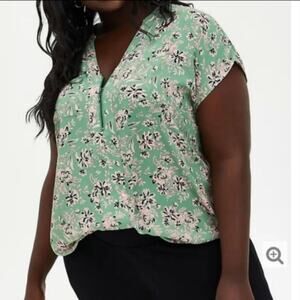 Torrid Mint Floral Blouse